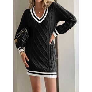 #126 MSRP $40 NWT SAODIMALLSU BLACK VARSITY CABLE KNIT SWEATER DRESS ♡SIZE M♡
